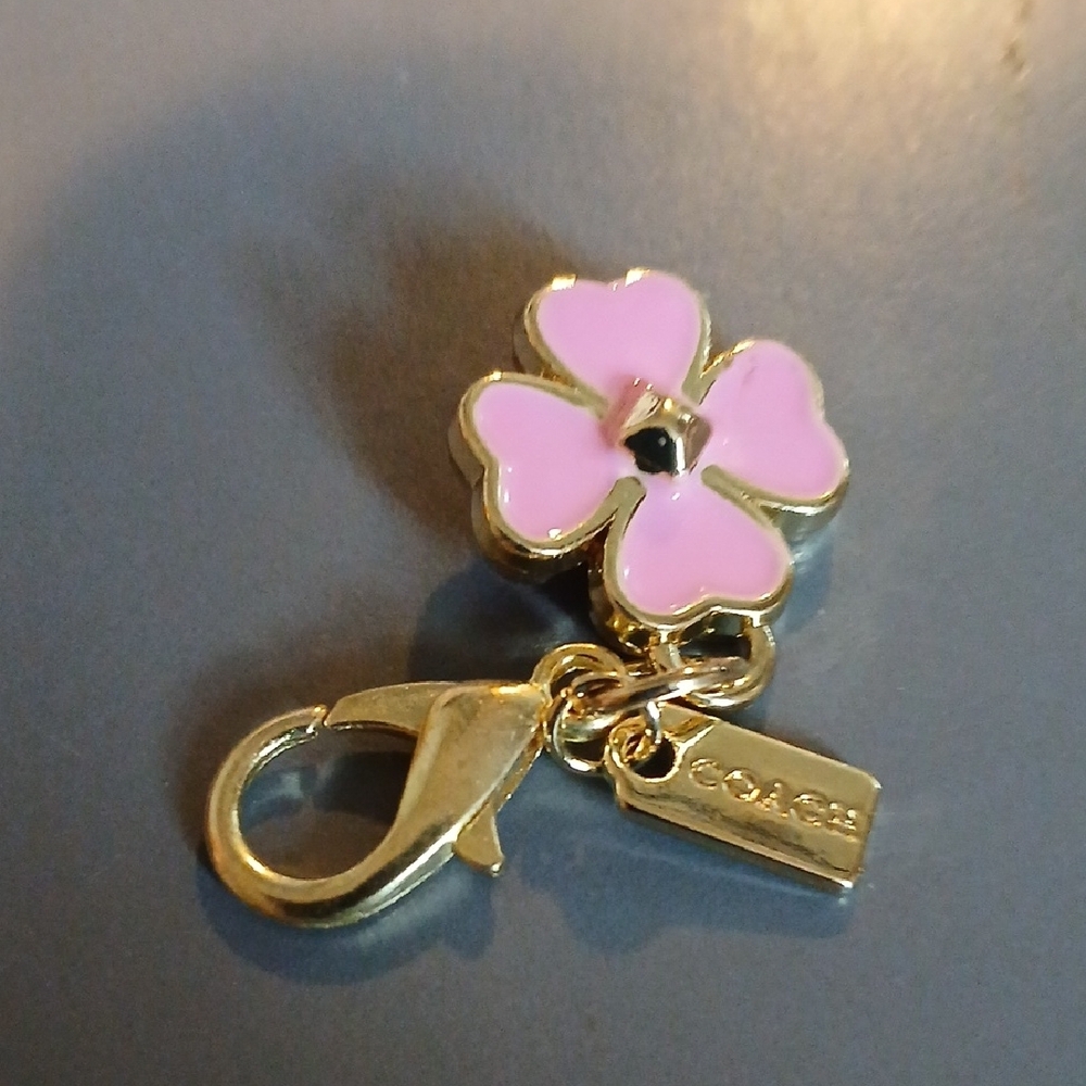Coach Gold and Pink Clover Key Charm Zipper Pull - Picture 2 of 2